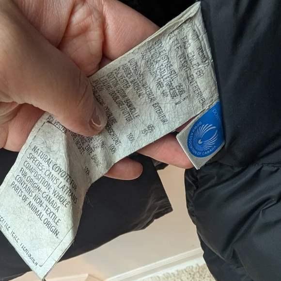 Canada Goose Kensington Parka Navy Jacket with Fur Size MD - Picture 6 of 13